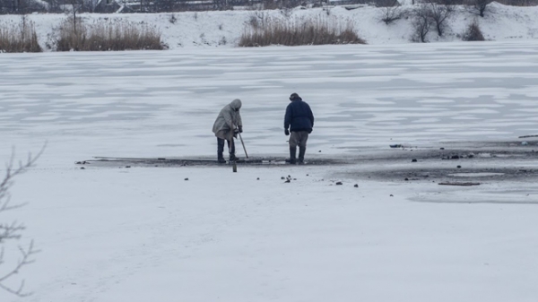 По последнему льду. Зимняя рыбалка